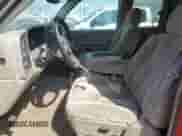 2003 Chevrolet Silverado 2500HD LT z VIN 1GCHK29163E311203, wystawiony jako Copart lot #69152065 z przebiegiem 211 065 mil mil oraz Szkoda całkowita • Salvage title. Historia ofert i sprzedaży dostępna na DreamBid. Obrazek 7.