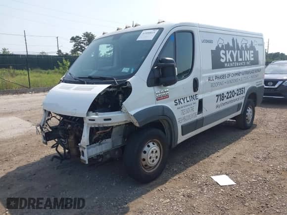 2015 Ram ProMaster Cargo с VIN 3C6TRVAG6FE505222, выставлен на аукционе IAAI как лот 42400815 с пробегом 145 372 миль миль и . История ставок и продаж доступна на DreamBid. Изображение 2.