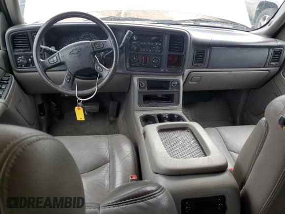 2004 Chevrolet Tahoe LS z VIN 1GNEK13Z14J301061, wystawiony jako Copart lot #80662275 z przebiegiem 186 436 mil mil oraz Szkoda całkowita • Salvage title. Historia ofert i sprzedaży dostępna na DreamBid. Obrazek 8.