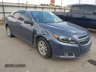2014 Chevrolet Malibu LS z VIN 1G11A5SL2EF195070, wystawiony jako IAAI lot #43011998 z przebiegiem 169 928 mil mil oraz . Historia ofert i sprzedaży dostępna na DreamBid. Obrazek 1.