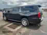 2019 Chevrolet Suburban LT z VIN 1GNSCHKC4KR120914, wystawiony jako Copart lot #68136915 z przebiegiem 146 763 mil mil oraz Nie do naprawy • Non repairable. Historia ofert i sprzedaży dostępna na DreamBid. Obrazek 2.
