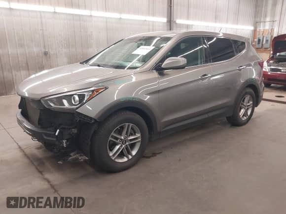 2018 Hyundai Santa Fe 2.4L с VIN 5NMZT3LB2JH078794, выставлен на аукционе IAAI как лот 42682664 с пробегом 95 124 миль миль и . История ставок и продаж доступна на DreamBid. Изображение 18.