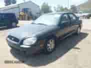 2001 Hyundai Sonata GLS z VIN KMHWF35V31A458928, wystawiony jako IAAI lot #41944264 z przebiegiem 118 398 mil mil oraz . Historia ofert i sprzedaży dostępna na DreamBid. Obrazek 2.