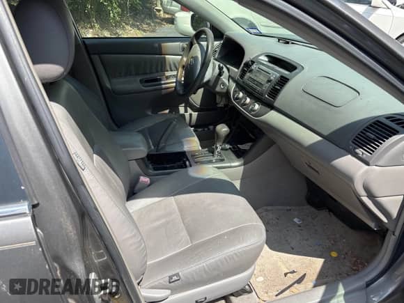 2005 Toyota Camry LE с VIN 4T1BE30K05U540344, выставлен на аукционе IAAI как лот 43259915 с пробегом Не указан миль и . История ставок и продаж доступна на DreamBid. Изображение 5.