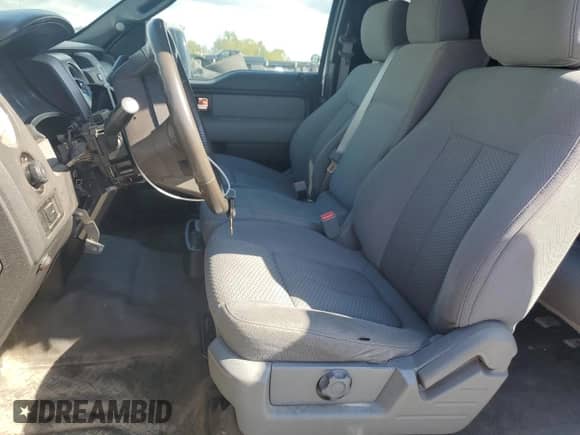 2014 Ford F-150 XL с VIN 1FTEX1EM2EFC11059, выставлен на аукционе Copart как лот 82229055 с пробегом 235 488 миль миль и Чистый • Clean title. История ставок и продаж доступна на DreamBid. Изображение 7.