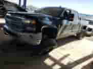 2019 Chevrolet Silverado 2500HD Work Truck z VIN 1GC1KREG6KF172638, wystawiony jako Copart lot #46732125 z przebiegiem 125 076 mil mil oraz Szkoda całkowita • Salvage title. Historia ofert i sprzedaży dostępna na DreamBid. Obrazek 1.