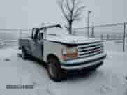 1994 Ford F-150 z VIN 1FTEF14N1RLB58455, wystawiony jako Copart lot #87865585 z przebiegiem Nie podano mil oraz Czysty tytuł • Clean title. Historia ofert i sprzedaży dostępna na DreamBid. Obrazek 11.