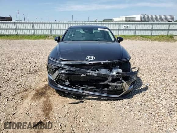 2024 Hyundai Sonata SEL с VIN KMHL64JA9RA421390, выставлен на аукционе Copart как лот 68728705 с пробегом 7 840 миль миль и Списание • Salvage title. История ставок и продаж доступна на DreamBid. Изображение 14.