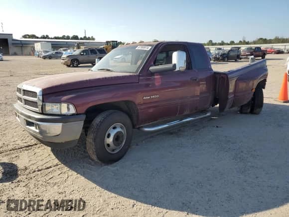 2001 Dodge 3500 с VIN 1B7MC33671J502249, выставлен на аукционе Copart как лот 67999974 с пробегом Не указан миль и Списание • Salvage title. История ставок и продаж доступна на DreamBid. Изображение 1.