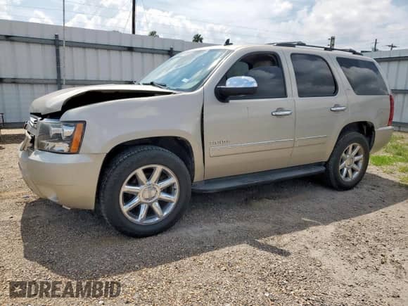 2014 Chevrolet Tahoe LTZ с VIN 1GNSKCE08ER119213, выставлен на аукционе Copart как лот 63751425 с пробегом 208 593 миль миль и Списание • Salvage title. История ставок и продаж доступна на DreamBid. Изображение 1.