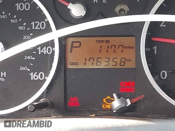 2004 Hyundai Tiburon with VIN KMHHM65D34U125669, listed as a IAAI auction lot 42320274 with 176,358 mi miles and . Bid and sale history available at DreamBid. Image 15.