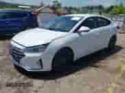 2019 Hyundai Elantra SE с VIN 5NPD74LFXKH492434, выставлен на аукционе IAAI как лот 42752046 с пробегом 54 357 миль миль и . История ставок и продаж доступна на DreamBid. Изображение 18.