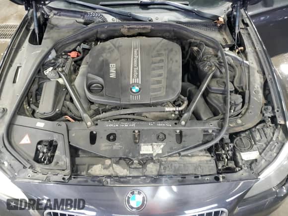 2014 BMW 5 Series 535d xDrive с VIN WBAFV3C55ED684318, выставлен на аукционе Copart как лот 72100085 с пробегом 228 946 миль миль и Списание • Salvage title. История ставок и продаж доступна на DreamBid. Изображение 11.