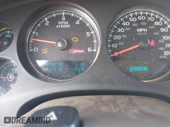 2011 Chevrolet Tahoe LT с VIN 1GNSCBE07BR123742, выставлен на аукционе IAAI как лот 43159022 с пробегом 294 318 миль миль и . История ставок и продаж доступна на DreamBid. Изображение 7.
