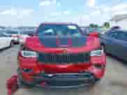 2018 Jeep Grand Cherokee Trailhawk z VIN 1C4RJFLG3JC304147, wystawiony jako IAAI lot #42611034 z przebiegiem 117 146 mil mil oraz . Historia ofert i sprzedaży dostępna na DreamBid. Obrazek 12.