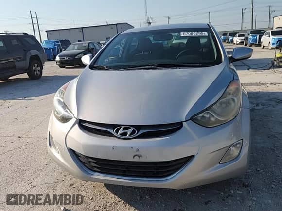 2013 Hyundai Elantra GLS с VIN KMHDH4AE4DU585168, выставлен на аукционе Copart как лот 67086295 с пробегом 158 624 миль миль и Списание • Salvage title. История ставок и продаж доступна на DreamBid. Изображение 14.