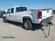 2005 Chevrolet Silverado 2500HD LS с VIN 1GCHC292X5E327722, выставлен на аукционе IAAI как лот 43139356 с пробегом Не указан миль и . История ставок и продаж доступна на DreamBid. Изображение 3.