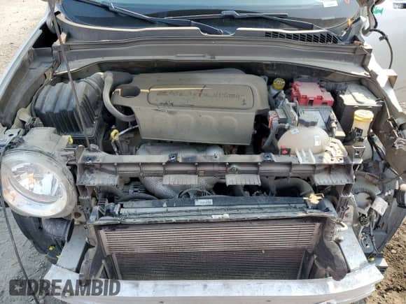 2018 Jeep Renegade Altitude with VIN ZACCJABB0JPH27164, listed as a Copart auction lot 71074155 with 87,098 mi miles and Salvage title. Bid and sale history available at DreamBid. Image 12.