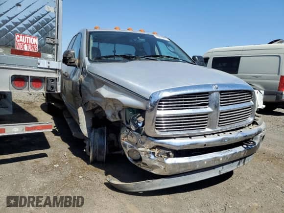 2005 Dodge 3500 SLT with VIN 3D7MS48C65G718422, listed as a Copart auction lot 69870275 with 138,581 mi miles and Salvage title. Bid and sale history available at DreamBid. Image 4.