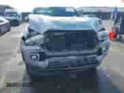 2017 Toyota Tacoma Limited z VIN 5TFEZ5CN2HX021712, wystawiony jako IAAI lot #41355895 z przebiegiem 93 637 mil mil oraz . Historia ofert i sprzedaży dostępna na DreamBid. Obrazek 6.