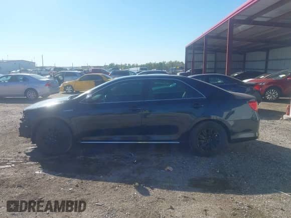 2013 Toyota Camry LE z VIN 4T1BD1FK2DU093299, wystawiony jako IAAI lot #43405541 z przebiegiem 151 153 mil mil oraz . Historia ofert i sprzedaży dostępna na DreamBid. Obrazek 14.