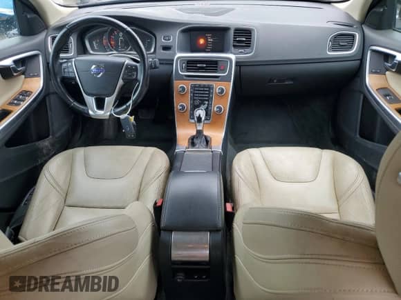 2017 Volvo S60 Inscription Platinum с VIN LYV402TM3HB149593, выставлен на аукционе Copart как лот 59364645 с пробегом 116 934 миль миль и Списание • Salvage title. История ставок и продаж доступна на DreamBid. Изображение 8.