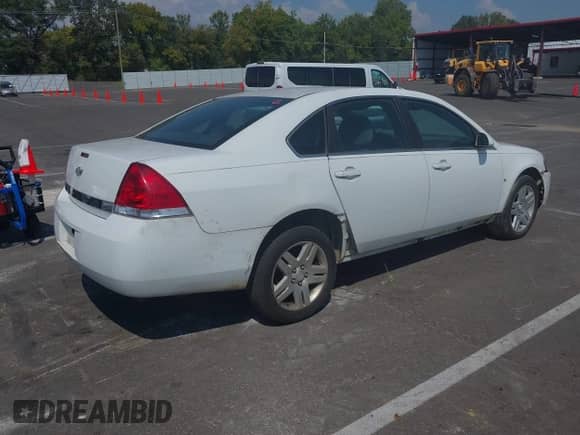 2010 Chevrolet Impala LS with VIN 2G1WA5EN6A1121932, listed as a IAAI auction lot 43253017 with 187,613 mi miles and . Bid and sale history available at DreamBid. Image 4.