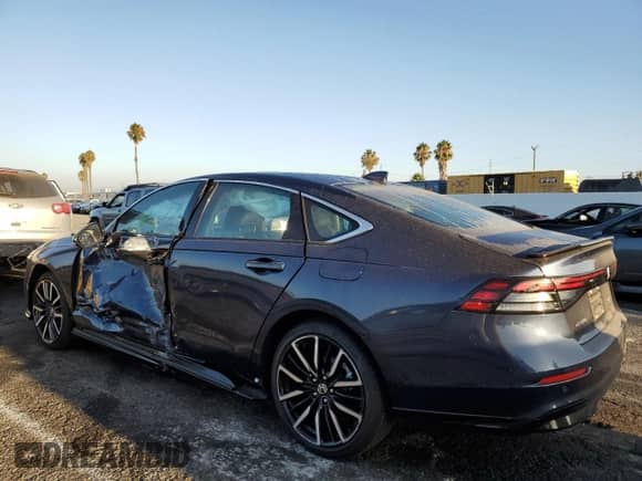 2023 Honda Accord Touring с VIN 1HGCY2F80PA029390, выставлен на аукционе Copart как лот 69150245 с пробегом 6 200 миль миль и Списание • Salvage title. История ставок и продаж доступна на DreamBid. Изображение 2.