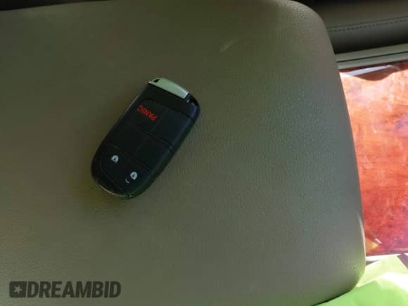 2015 Dodge Journey American Value z VIN 3C4PDCAB6FT531607, wystawiony jako IAAI lot #43454375 z przebiegiem 170 540 mil mil oraz . Historia ofert i sprzedaży dostępna na DreamBid. Obrazek 11.