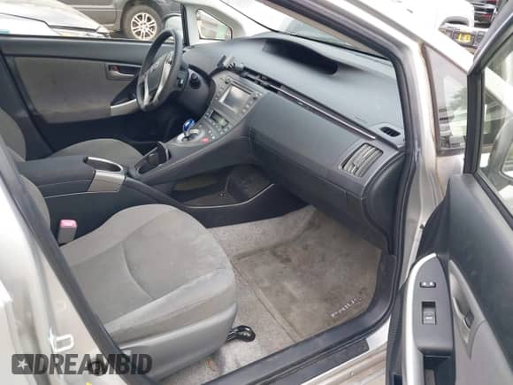 2013 Toyota Prius Two with VIN JTDKN3DU4D5689929, listed as a IAAI auction lot 43167741 with 81,814 mi miles and . Bid and sale history available at DreamBid. Image 5.