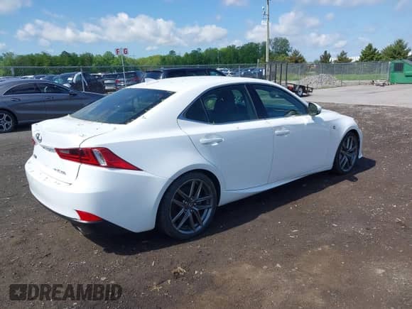 2014 Lexus IS 350 с VIN JTHCE1D26E5002294, выставлен на аукционе IAAI как лот 42261693 с пробегом 159 099 миль миль и . История ставок и продаж доступна на DreamBid. Изображение 4.