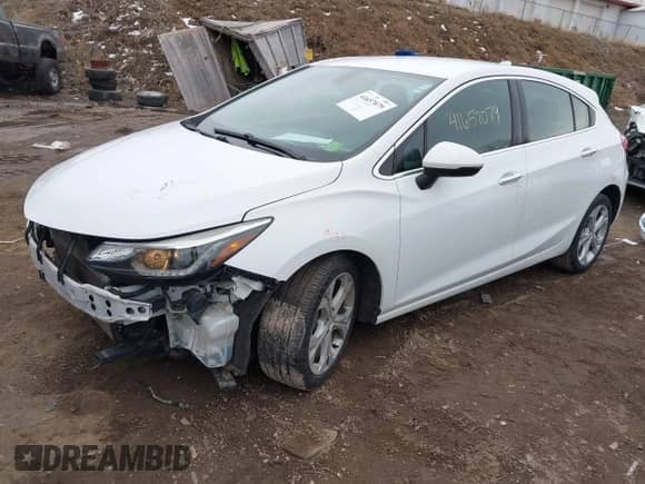 2018 Chevrolet Cruze Premier с VIN 3G1BF6SM4JS530632, выставлен на аукционе IAAI как лот 41657079 с пробегом 85 947 миль миль и . История ставок и продаж доступна на DreamBid. Изображение 17.