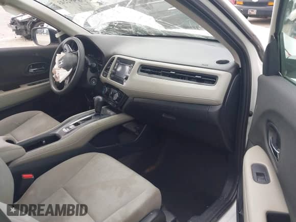 2022 Honda HR-V LX with VIN 3CZRU5H39NM708057, listed as a IAAI auction lot 42492243 with 29,024 mi miles and . Bid and sale history available at DreamBid. Image 5.