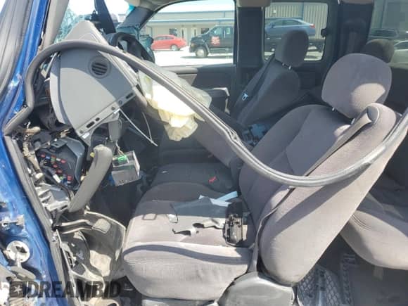2003 GMC Sierra 1500 SLE with VIN 2GTEC19T031218786, listed as a Copart auction lot 61959785 with Not provided miles and Salvage title. Bid and sale history available at DreamBid. Image 7.