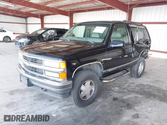 1999 Chevrolet Tahoe с VIN 3GNEK18R7XG193687, выставлен на аукционе IAAI как лот 42939577 с пробегом 103 008 миль миль и . История ставок и продаж доступна на DreamBid. Изображение 2.