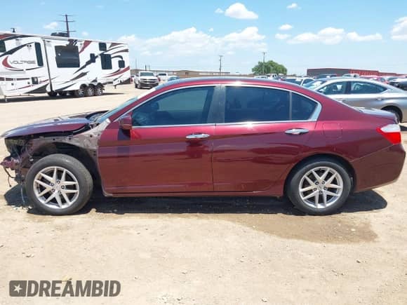 2013 Honda Accord EX-L z VIN 1HGCR2F83DA121697, wystawiony jako IAAI lot #42668606 z przebiegiem 122 289 mil mil oraz . Historia ofert i sprzedaży dostępna na DreamBid. Obrazek 15.