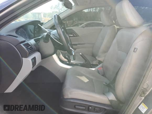 2014 Honda Accord EX-L with VIN 1HGCR3F83EA034745, listed as a Copart auction lot 84263315 with 156,565 mi miles and Salvage title. Bid and sale history available at DreamBid. Image 7.