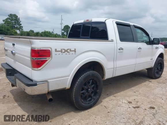 2014 Ford F-150 XL z VIN 1FTFW1ETXEKF05833, wystawiony jako IAAI lot #42446231 z przebiegiem 130 327 mil mil oraz . Historia ofert i sprzedaży dostępna na DreamBid. Obrazek 4.