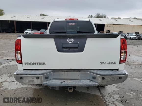 2015 Nissan Frontier SV с VIN 1N6AD0FV6FN708144, выставлен на аукционе Copart как лот 82797664 с пробегом 154 643 миль миль и Списание • Salvage title. История ставок и продаж доступна на DreamBid. Изображение 6.