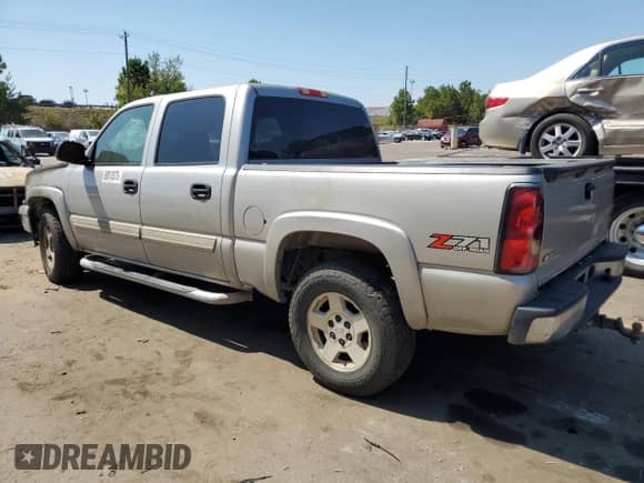 2006 Chevrolet Silverado 1500 LT3 z VIN 2GCEK13T661191884, wystawiony jako Copart lot #80813575 z przebiegiem Nie podano mil oraz Szkoda całkowita • Salvage title. Historia ofert i sprzedaży dostępna na DreamBid. Obrazek 2.