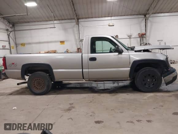 2006 Chevrolet Silverado 1500 Work Truck с VIN 3GCEK14V86G179730, выставлен на аукционе IAAI как лот 40477305 с пробегом 146 372 миль миль и . История ставок и продаж доступна на DreamBid. Изображение 13.