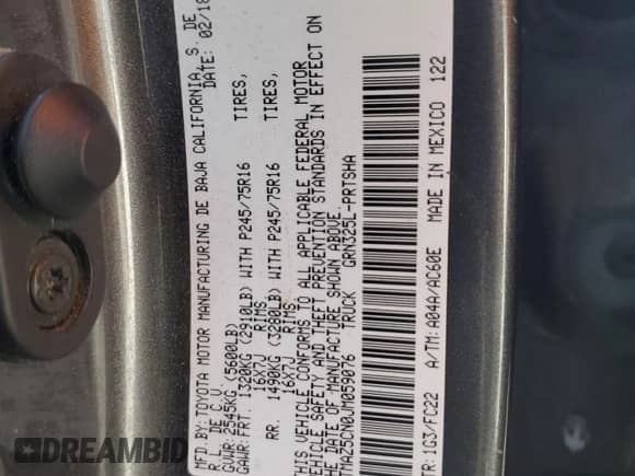 2018 Toyota Tacoma SR5 z VIN 3TMAZ5CN0JM059076, wystawiony jako Copart lot #71305965 z przebiegiem 80 502 mil mil oraz Szkoda całkowita • Salvage title. Historia ofert i sprzedaży dostępna na DreamBid. Obrazek 12.