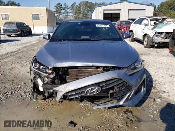 2019 Hyundai Veloster 2.0 z VIN KMHTG6AF6KU019819, wystawiony jako Copart lot #43353304 z przebiegiem 104 822 mil mil oraz . Historia ofert i sprzedaży dostępna na DreamBid. Obrazek 5.