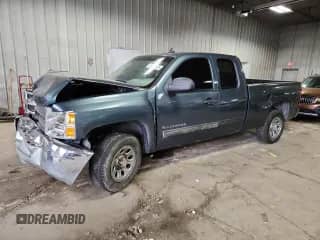 2013 Chevrolet Silverado 1500 LT with VIN 1GCRCSE03DZ294336, listed as a Copart auction lot 82307585 with 264,371 mi miles and Clean title. Bid and sale history available at DreamBid. Image 1.