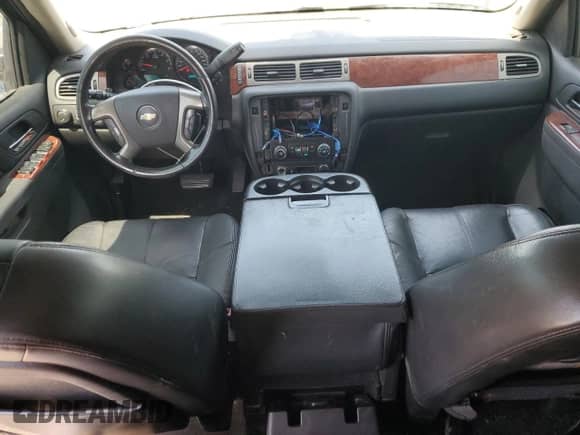 2013 Chevrolet Tahoe LS with VIN 1GNSCAE0XDR359346, listed as a Copart auction lot 57363345 with 163,081 mi miles and Salvage title. Bid and sale history available at DreamBid. Image 8.