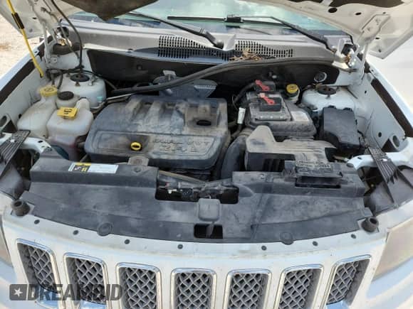 2017 Jeep Compass High Altitude z VIN 1C4NJDEB2HD191736, wystawiony jako Copart lot #68525825 z przebiegiem 132 856 mil mil oraz Szkoda całkowita • Salvage title. Historia ofert i sprzedaży dostępna na DreamBid. Obrazek 12.