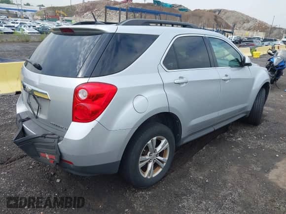 2011 Chevrolet Equinox 1LT with VIN 2CNFLEEC2B6456332, listed as a IAAI auction lot 42971232 with 126,245 mi miles and . Bid and sale history available at DreamBid. Image 4.