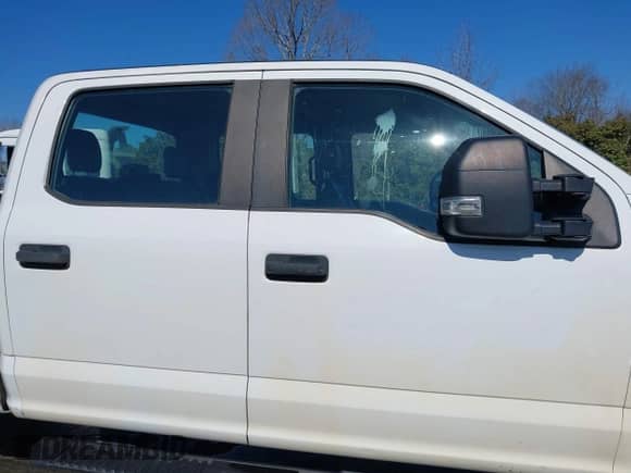 2019 Ford F-250 XL с VIN 1FT7W2A65KEF95185, выставлен на аукционе IAAI как лот 41615970 с пробегом 68 278 миль миль и . История ставок и продаж доступна на DreamBid. Изображение 13.