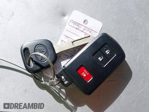 2020 Toyota Tacoma SR5 z VIN 3TMBZ5DN7LM026596, wystawiony jako IAAI lot #40705410 z przebiegiem 123 489 mil mil oraz . Historia ofert i sprzedaży dostępna na DreamBid. Obrazek 11.