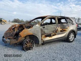 2018 Kia Sorento L z VIN 5XYPG4A31JG426169, wystawiony jako Copart lot #86287474 z przebiegiem Nie podano mil oraz Nie do naprawy • Non repairable. Historia ofert i sprzedaży dostępna na DreamBid. Obrazek 1.